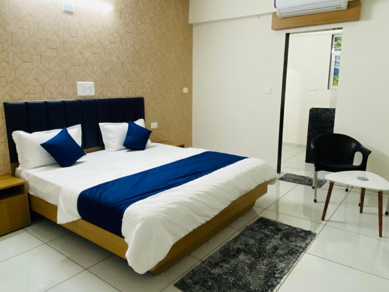 Hotel Balaji Villa Vadodara Buitenkant foto